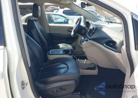 2020 Chrysler Pacifica Limited from USA, damaged, VIN 2C4RC1GG4LR285044